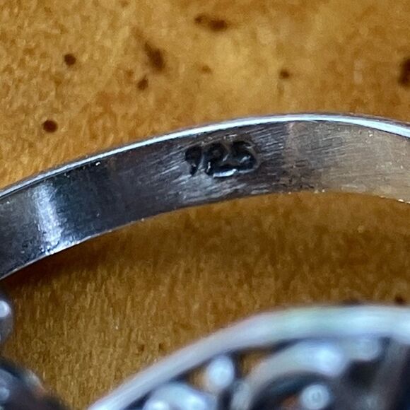 Natural Emerald Sterling Silver Dragonfly Ring Size 8 - Picture 5 of 8